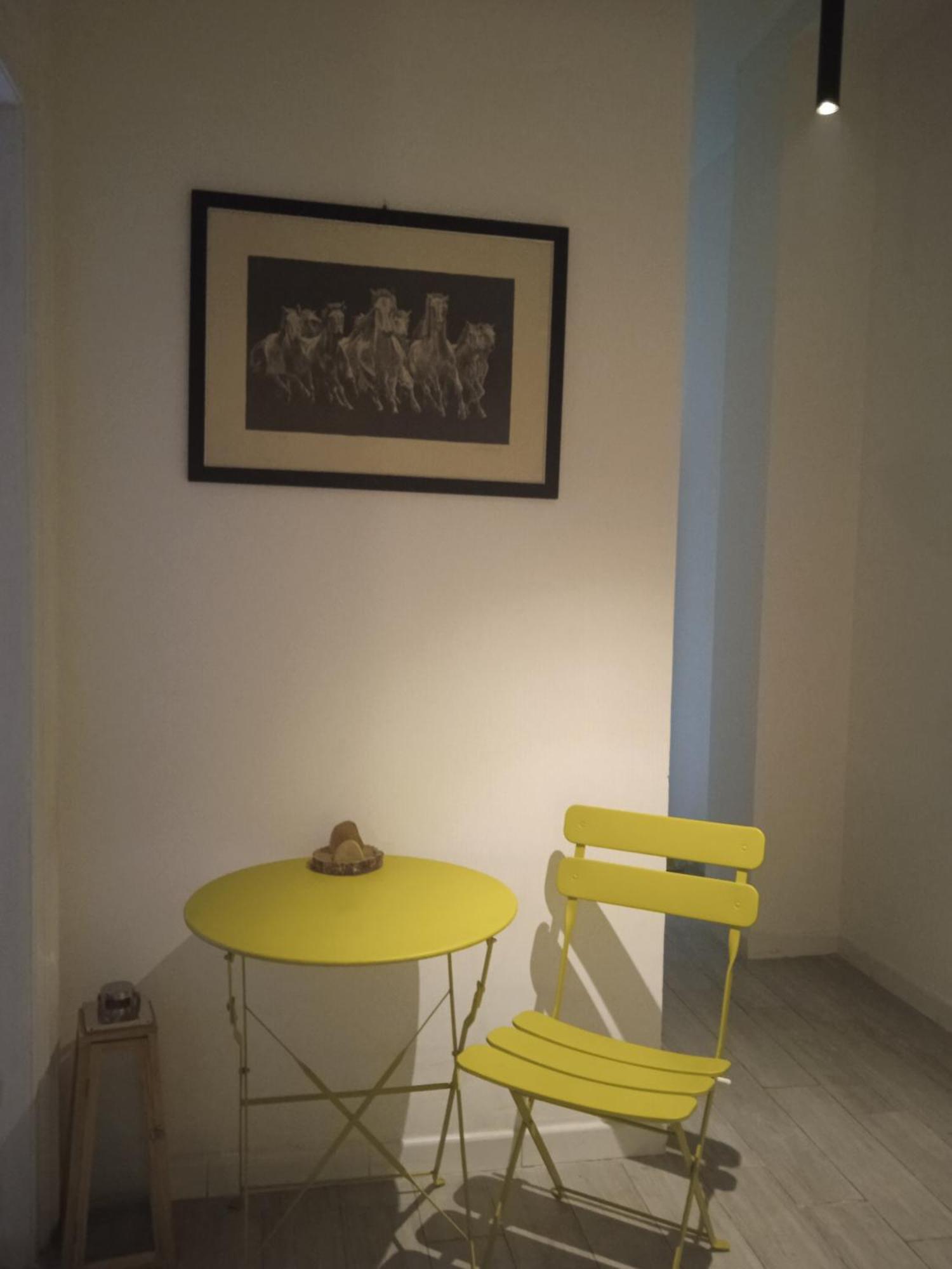 Stanze Al Porto Apartment Civitavecchia Bagian luar foto